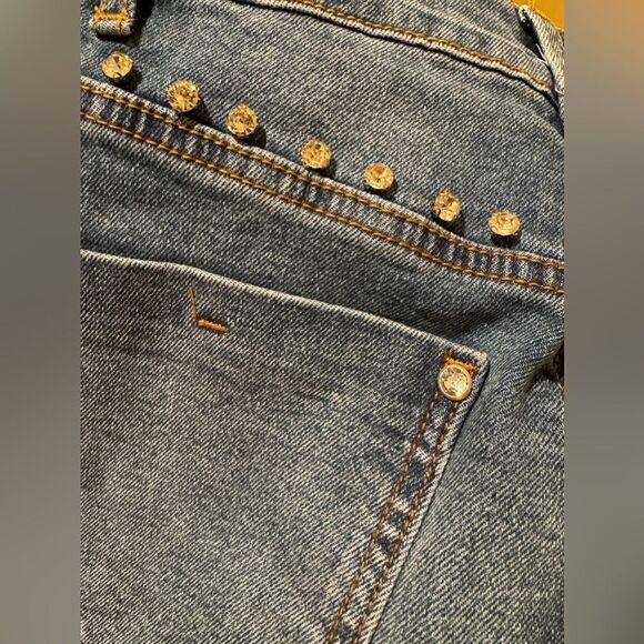 070. RHINESTONE STUDDED JEANS - Picture 9 of 10